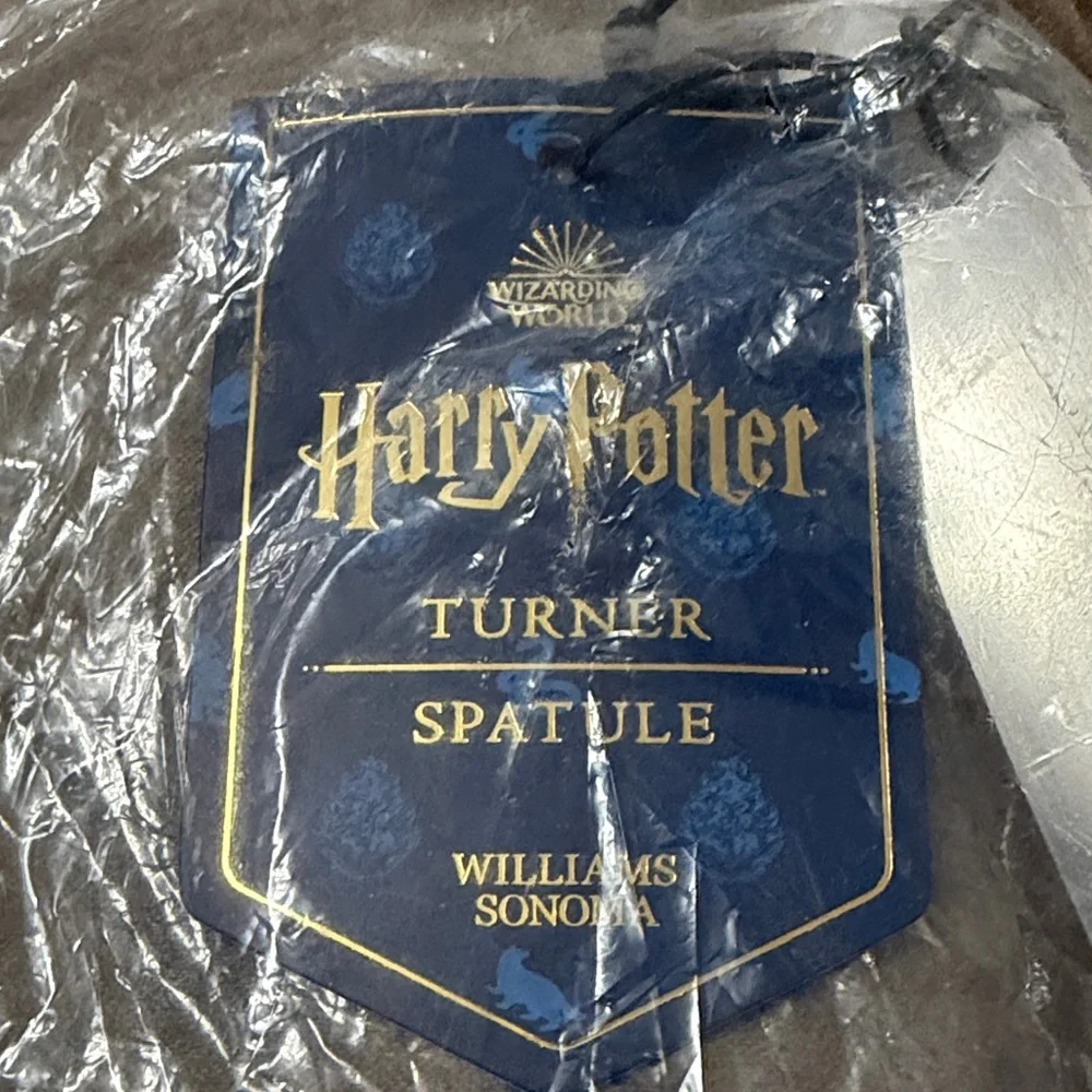 Williams Sonoma Green and Silver spatula